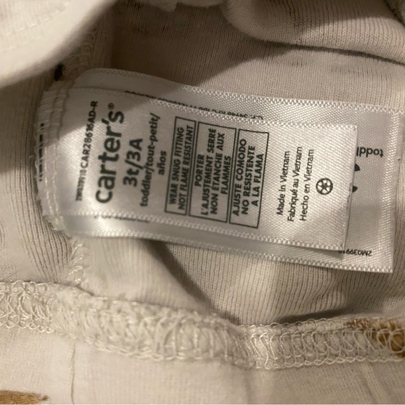 Carter’s Pajama Bundle! Boys size 3T - Picture 6 of 8
